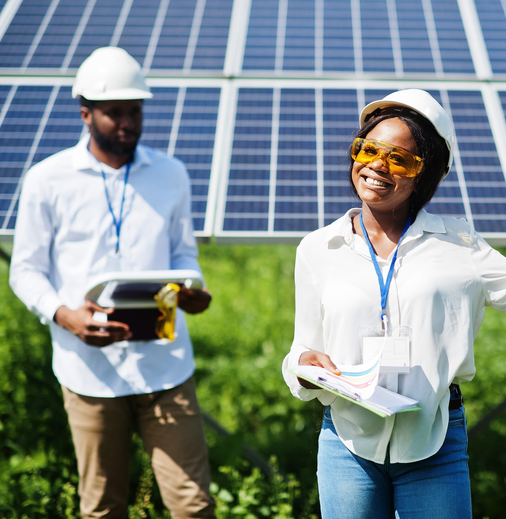 Solar installation team
